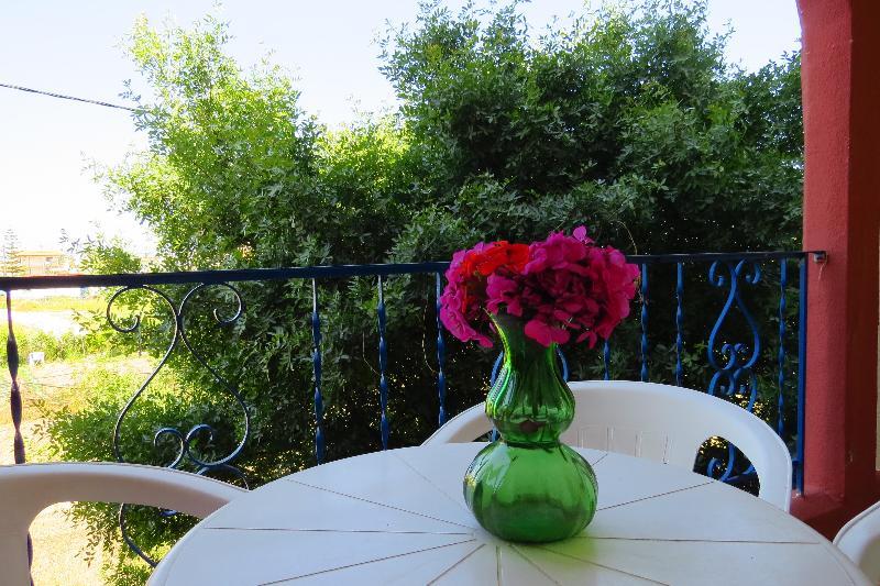Maritime Hotel Apartments Petaloudes Dış mekan fotoğraf
