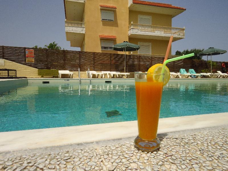 Maritime Hotel Apartments Petaloudes Dış mekan fotoğraf