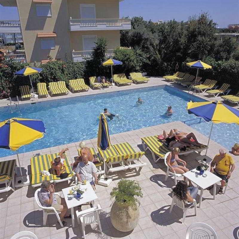 Maritime Hotel Apartments Petaloudes Dış mekan fotoğraf