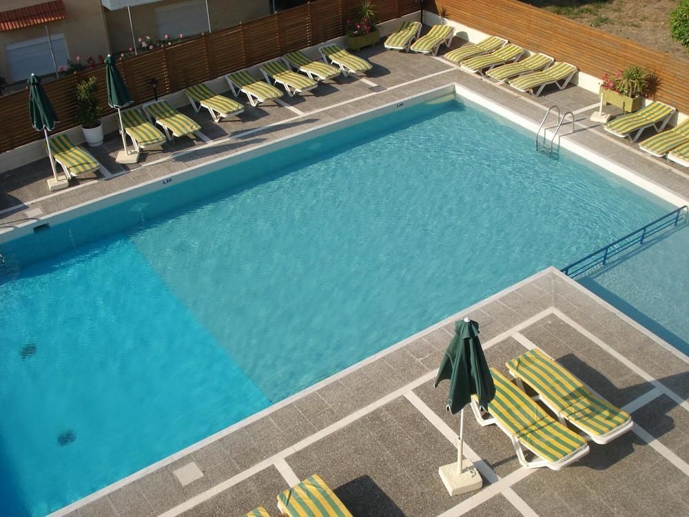 Maritime Hotel Apartments Petaloudes Dış mekan fotoğraf