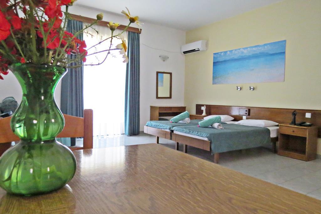 Maritime Hotel Apartments Petaloudes Dış mekan fotoğraf