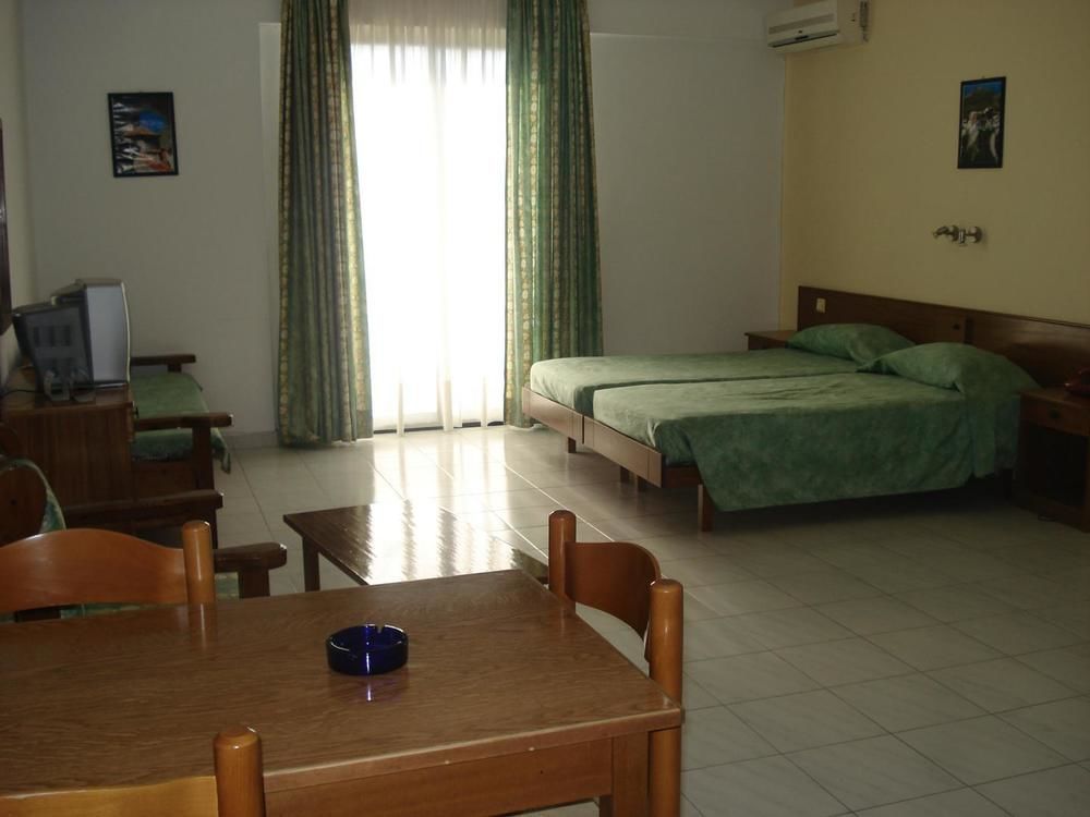 Maritime Hotel Apartments Petaloudes Dış mekan fotoğraf